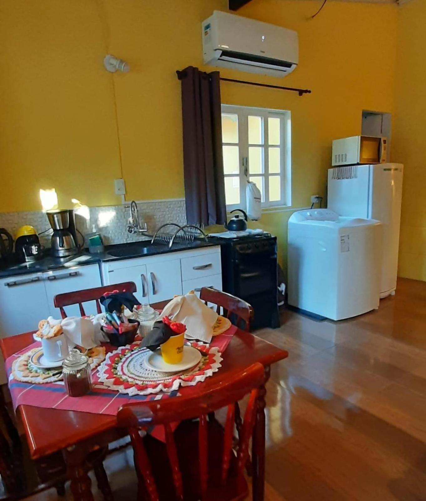 Villacasamarela Mini Casinhas De Hospedes Rio Vermelho Florianópolis Екстериор снимка